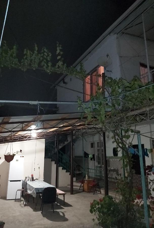 Na Shapsug Guest House ガグラ エクステリア 写真