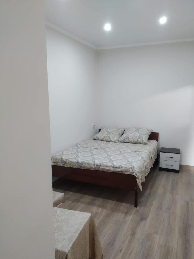 Na Shapsug Guest House ガグラ エクステリア 写真